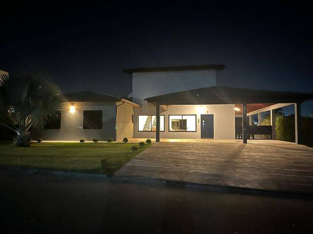 #321 - Casa para Venda em Cabreúva - SP