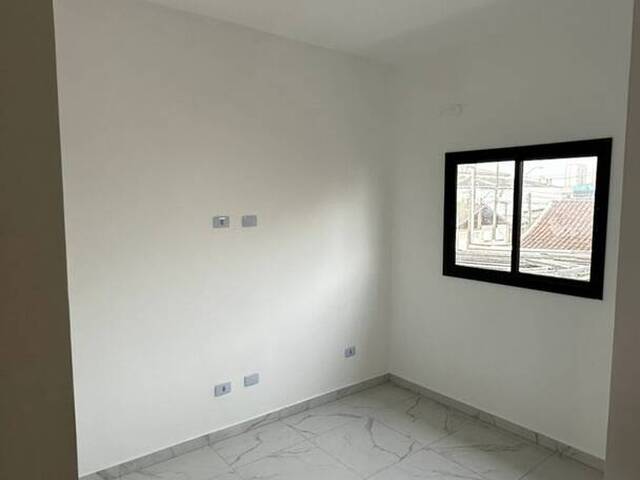 Sobrado para Venda em Praia Grande - 5